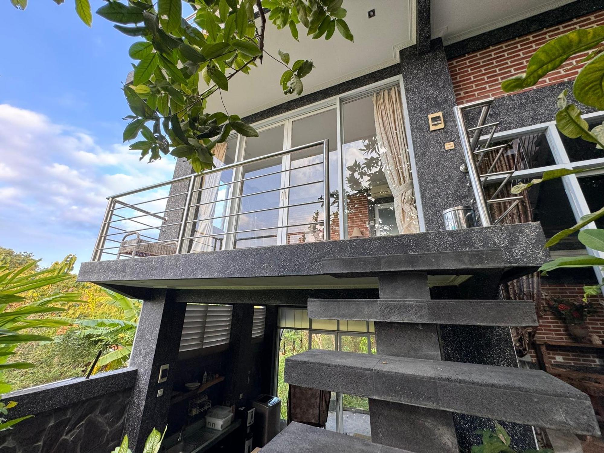 Giri Hill Homestay Нуса-Дуа Екстер'єр фото